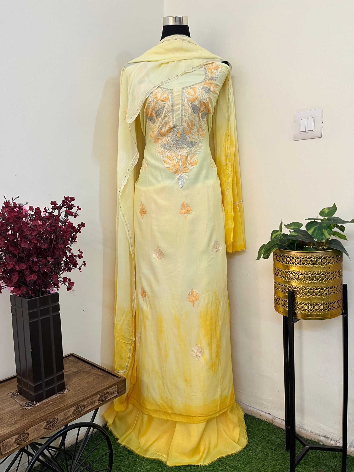 Lemon Yellow Mul Cotton Shibori Work Kashmiri 3pc Suit