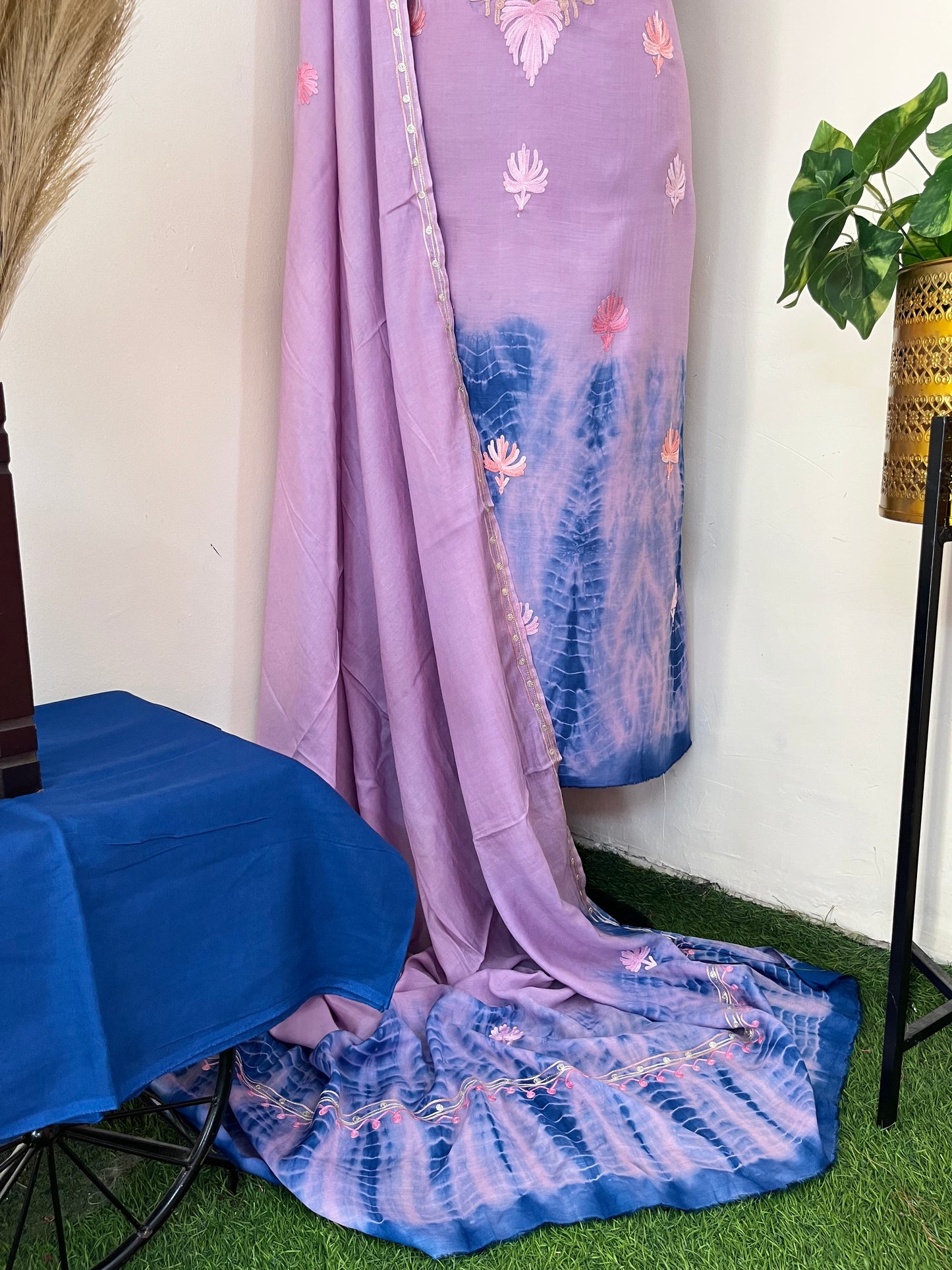 Lavender Mul Cotton Shibori Work Kashmiri 3pc Suit