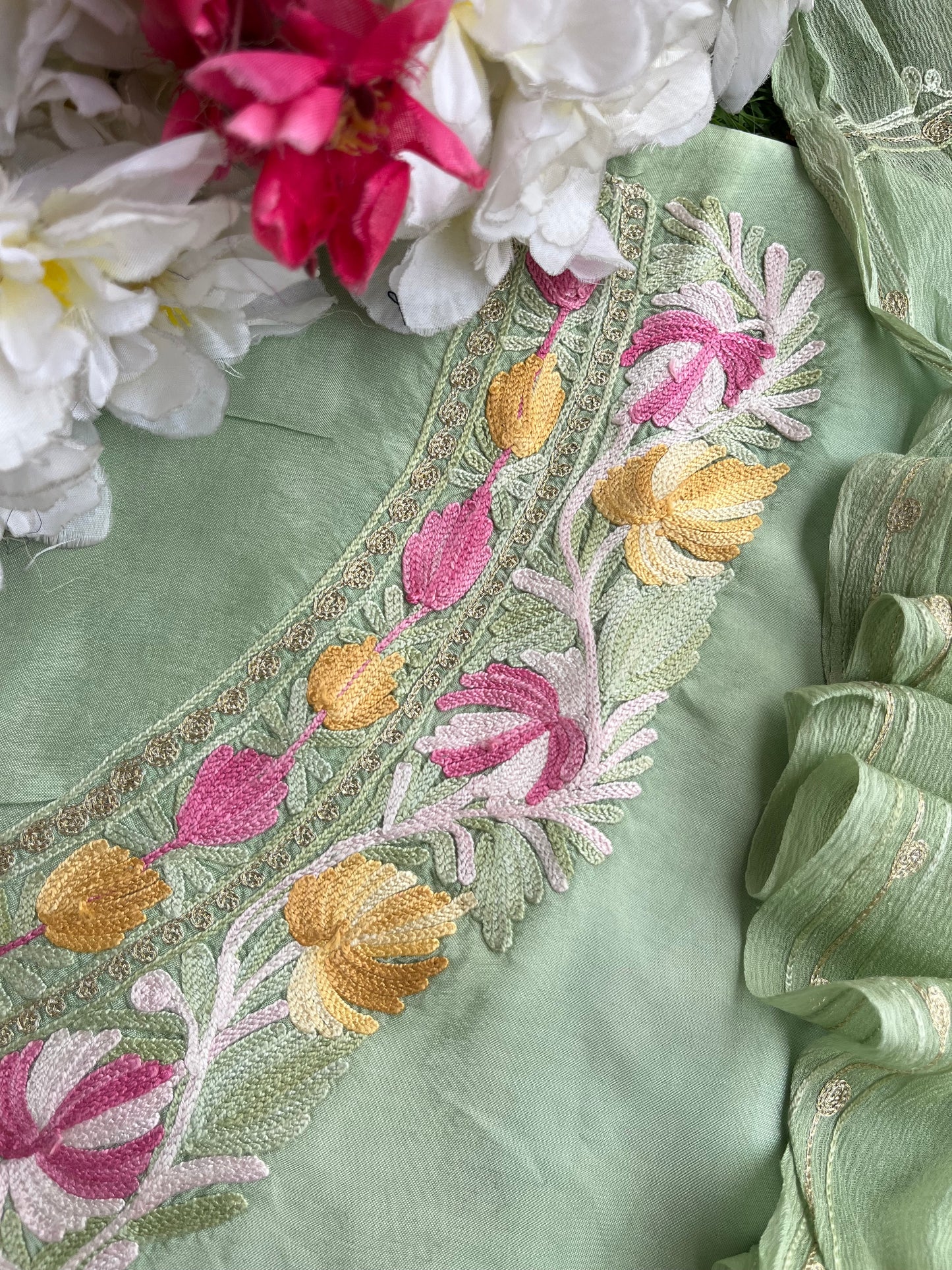 Green Opada Silk Kashmiri Suits