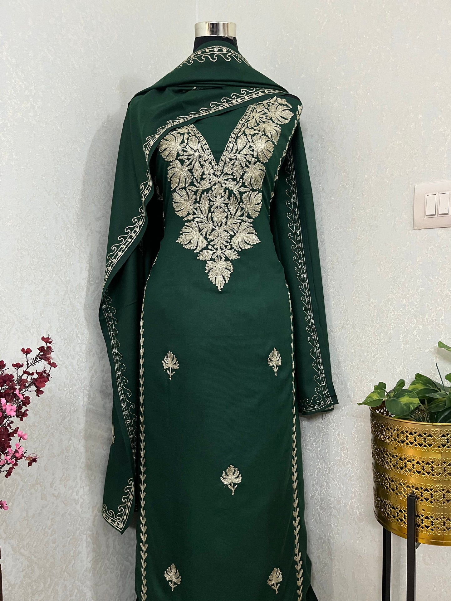 Bottle Green Tilla Embroidered 3pc Suit Stole