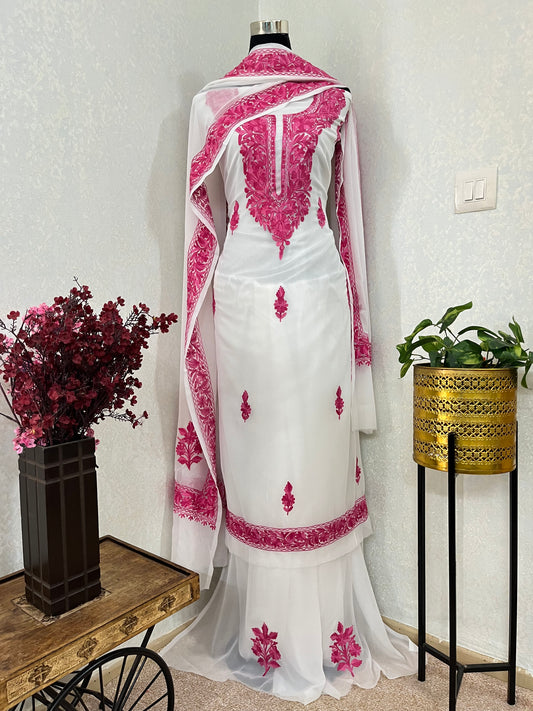 Off white  Georgette 3pc Kashmiri Suit