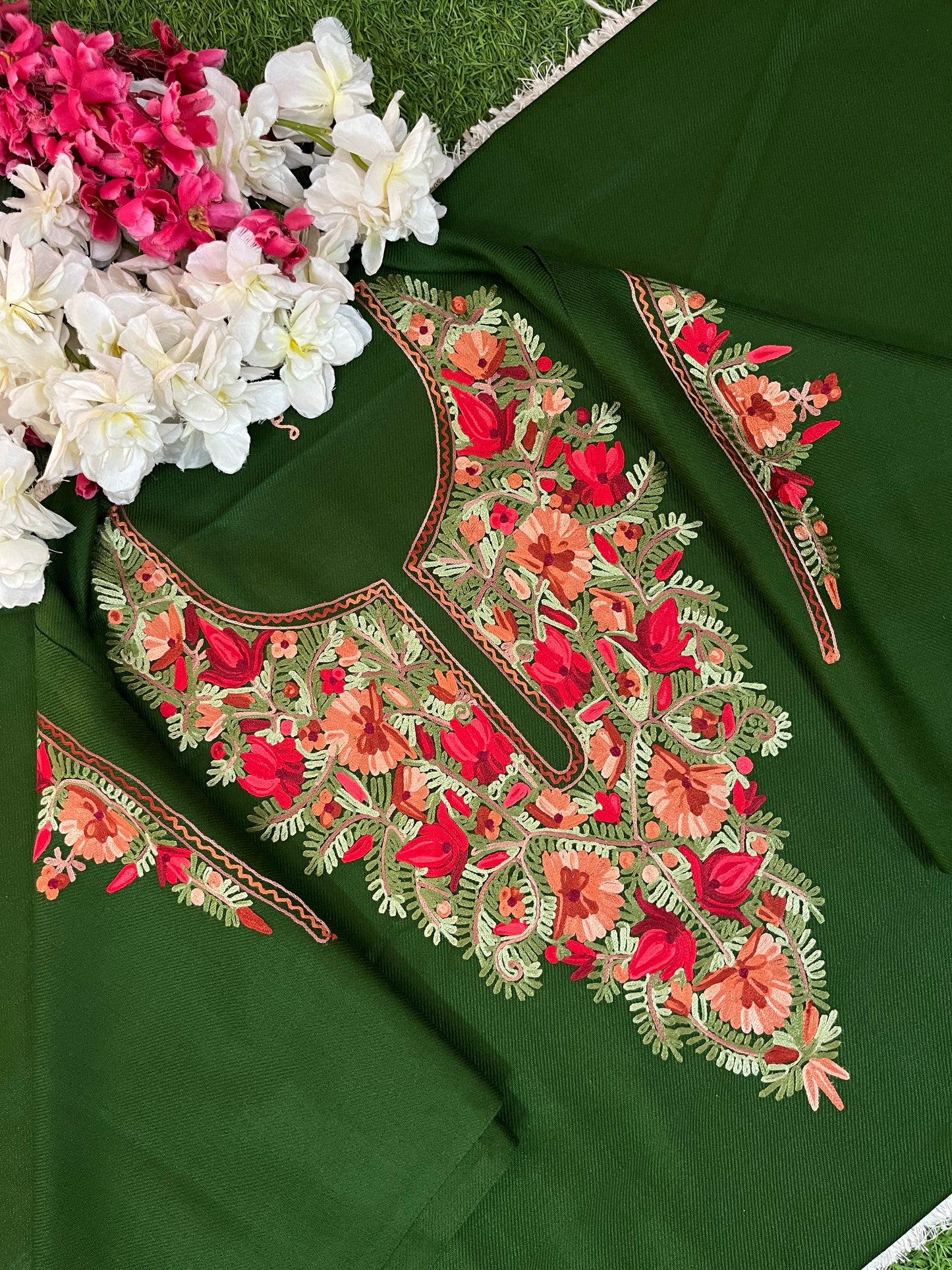 Green Woollen Aari Embroidered 2pc suit 5mtr