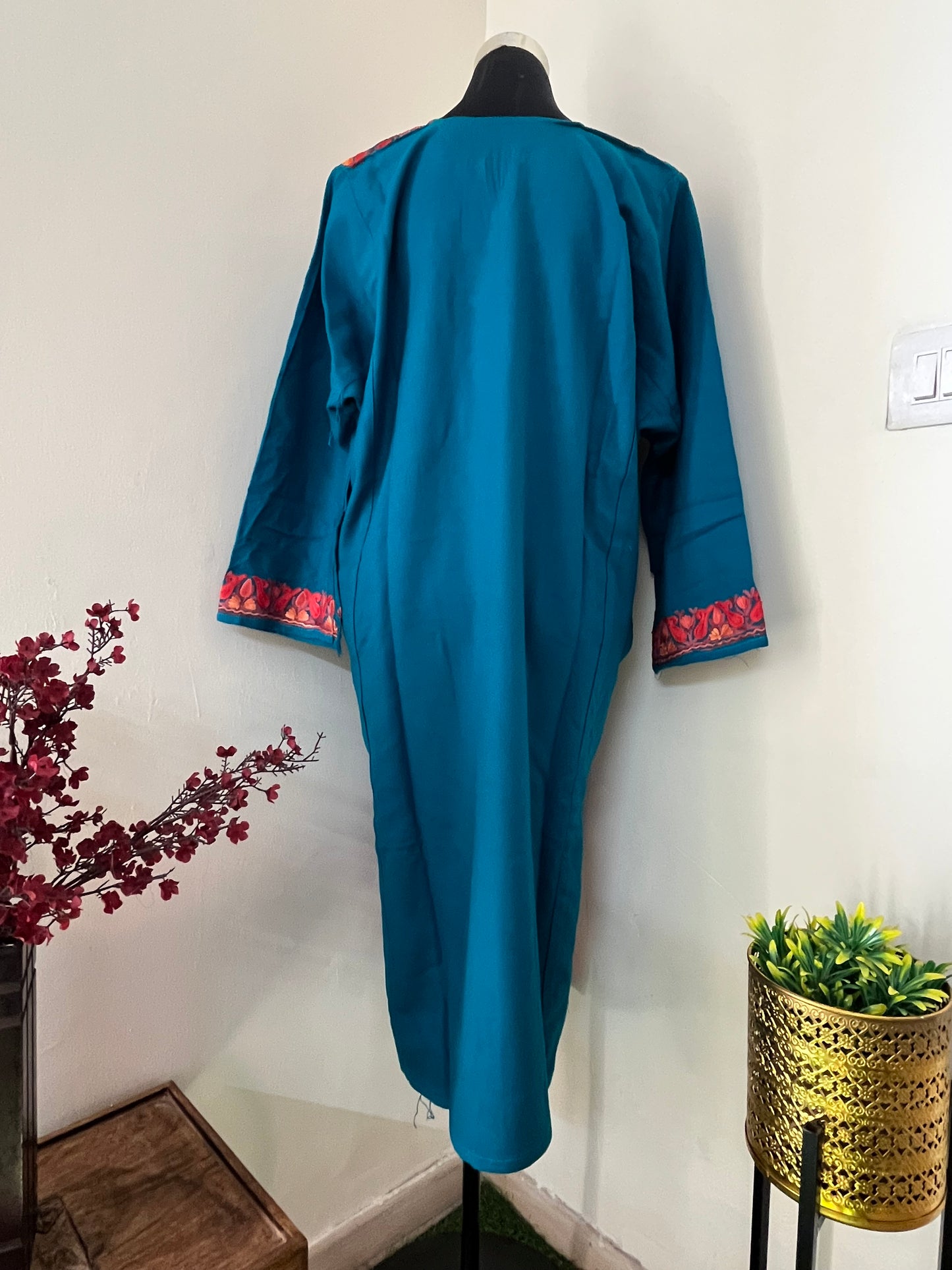 Green Aari Embroidered Wool Pheran