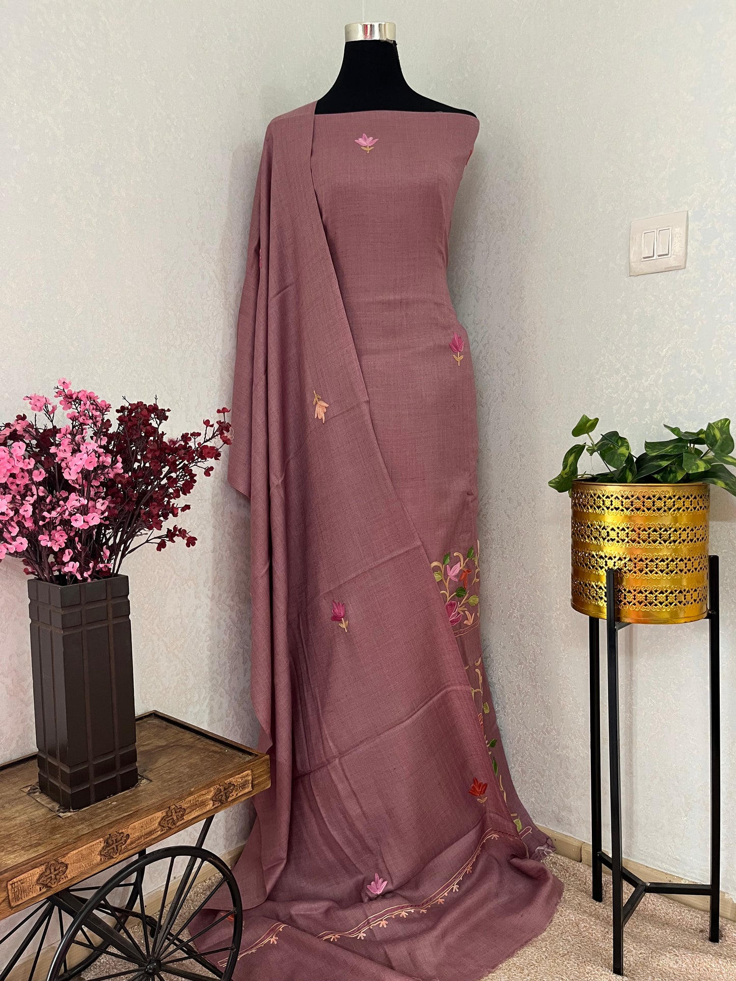 Onion Pink Fine Wool Kashmiri Suit