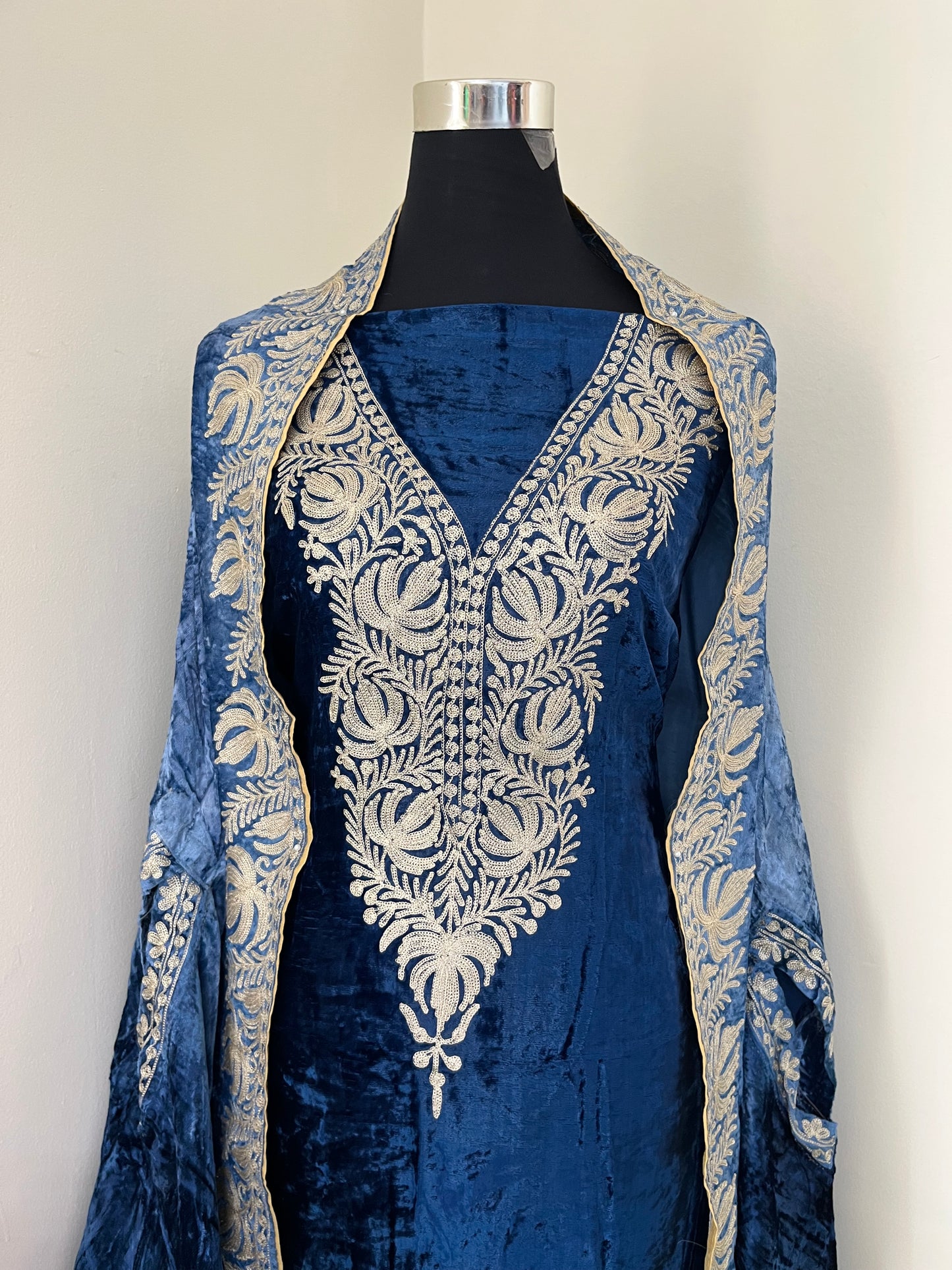 Haze Blue Tye Dye Tilla Embroidered Pure Makhmal Shirt and Cape Set