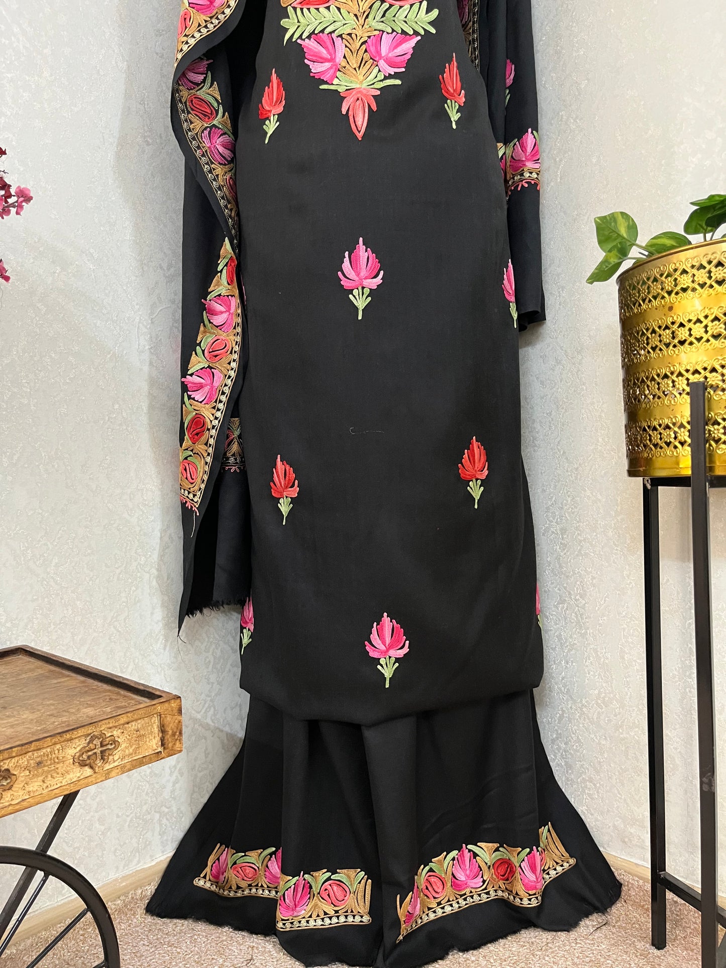 Black Pure Wool Aari Embroidered 3pc Suit Stole