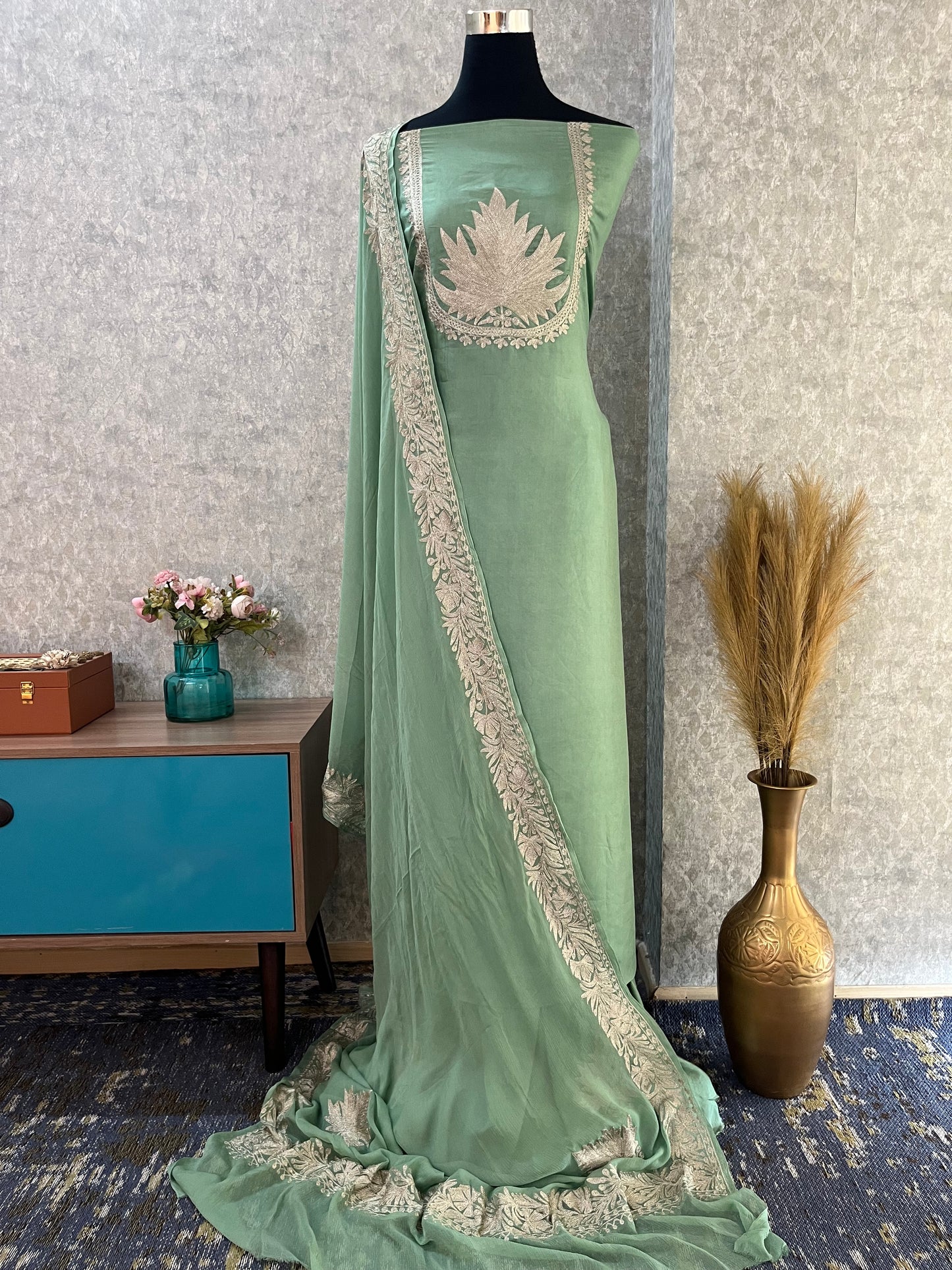 Tea Green Sanam’ Tilla Kashmiri Silk Suit