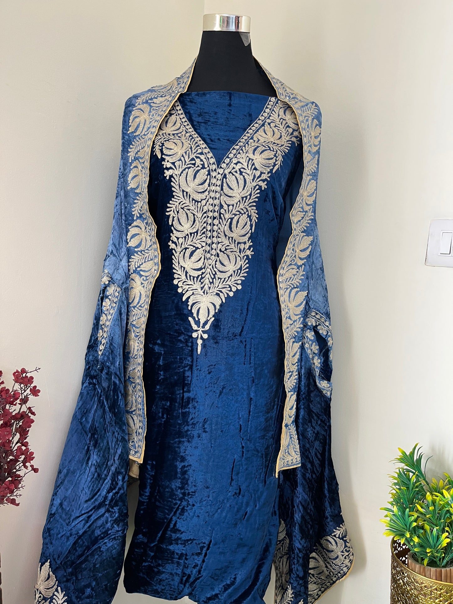 Haze Blue Tye Dye Tilla Embroidered Pure Makhmal Shirt and Cape Set