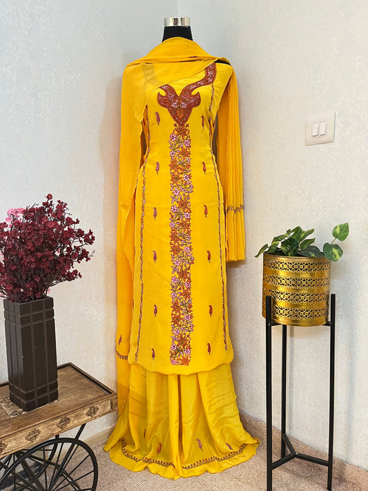 Yellow Kalaa’ Crape Sozni Kashmiri Suit