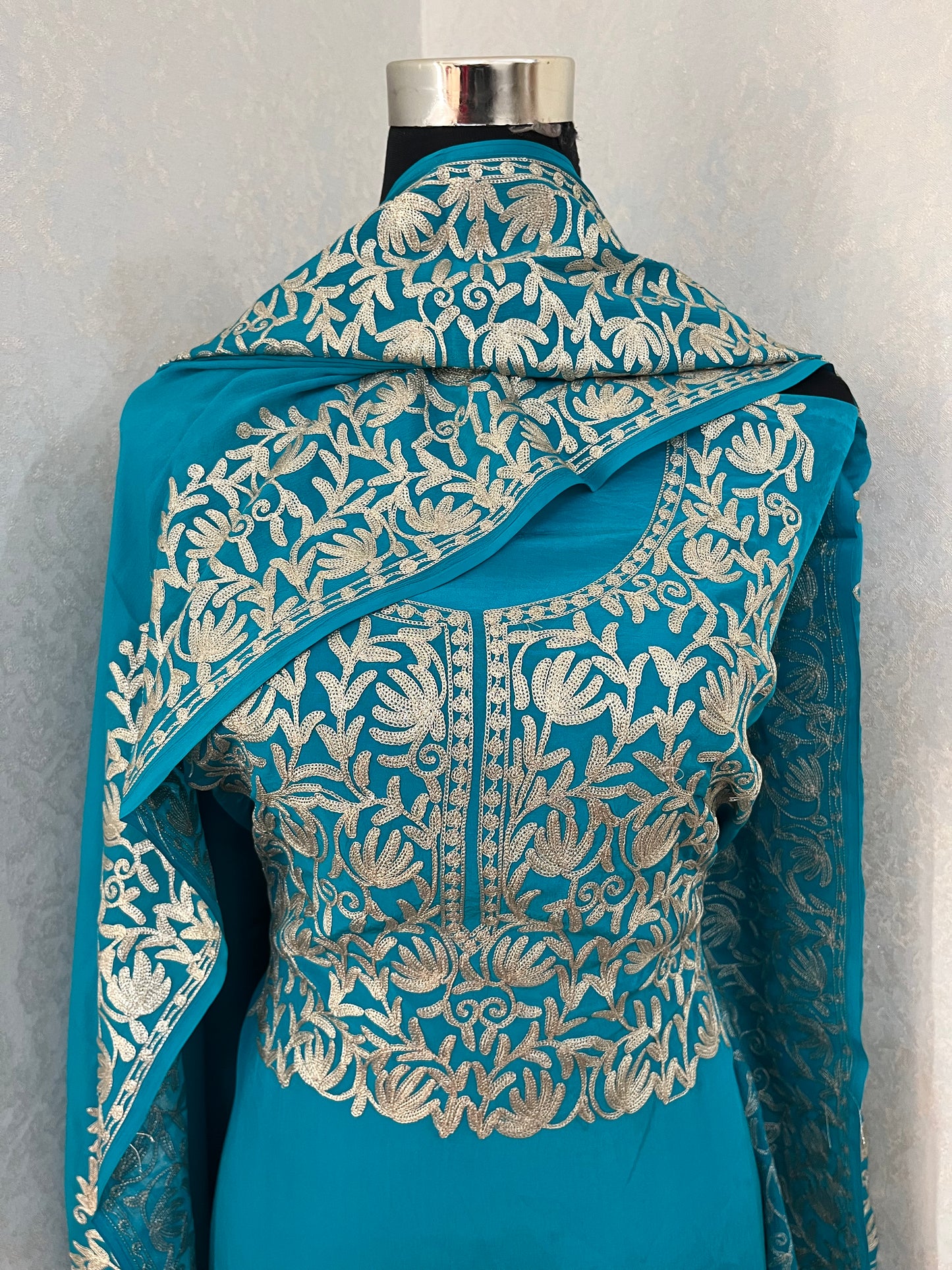 Kalaa’ Firozi Crape Kashmiri Suit