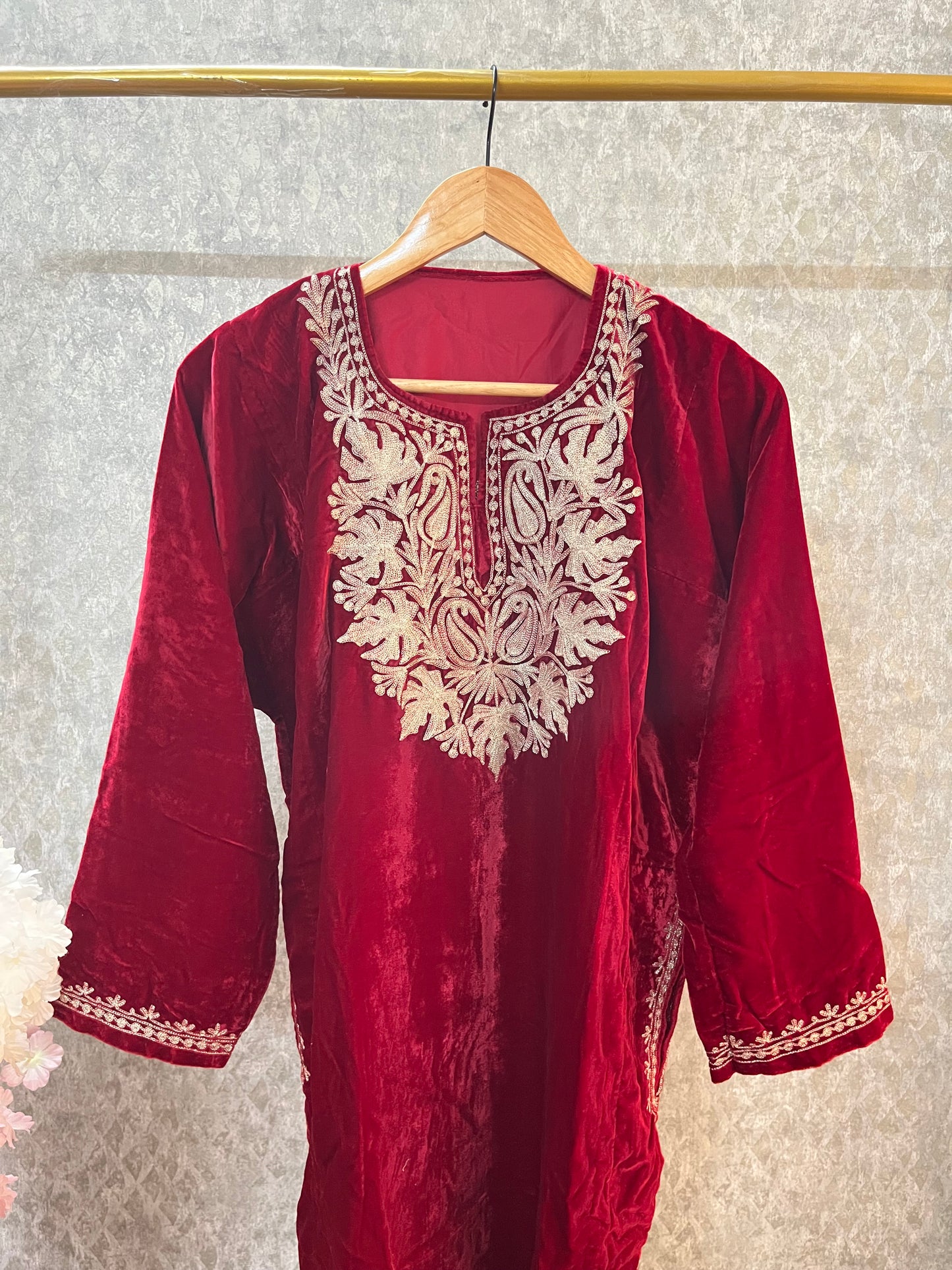 Maroon Tilla Embroidered Velvet Pheran
