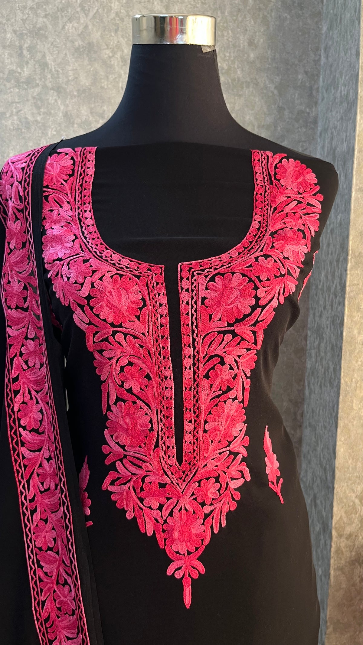 Georgette Black (Pink) 3 Pc Kashmiri Suit