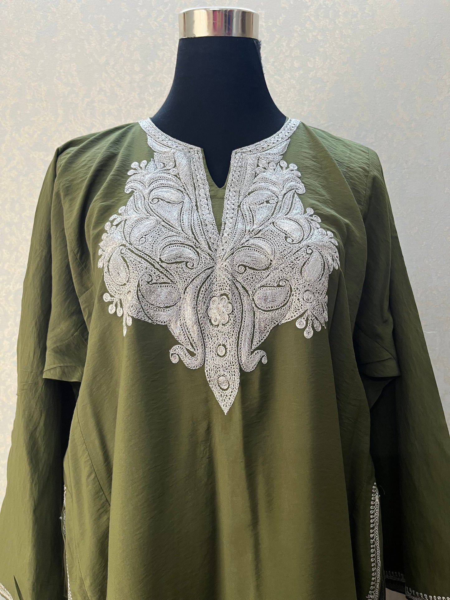 Henna Green Cotton Kashmiri Pheran Set (46)