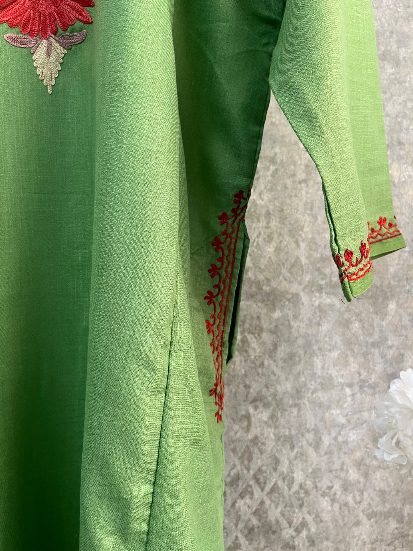 Green Cotton Aari Work Pheran