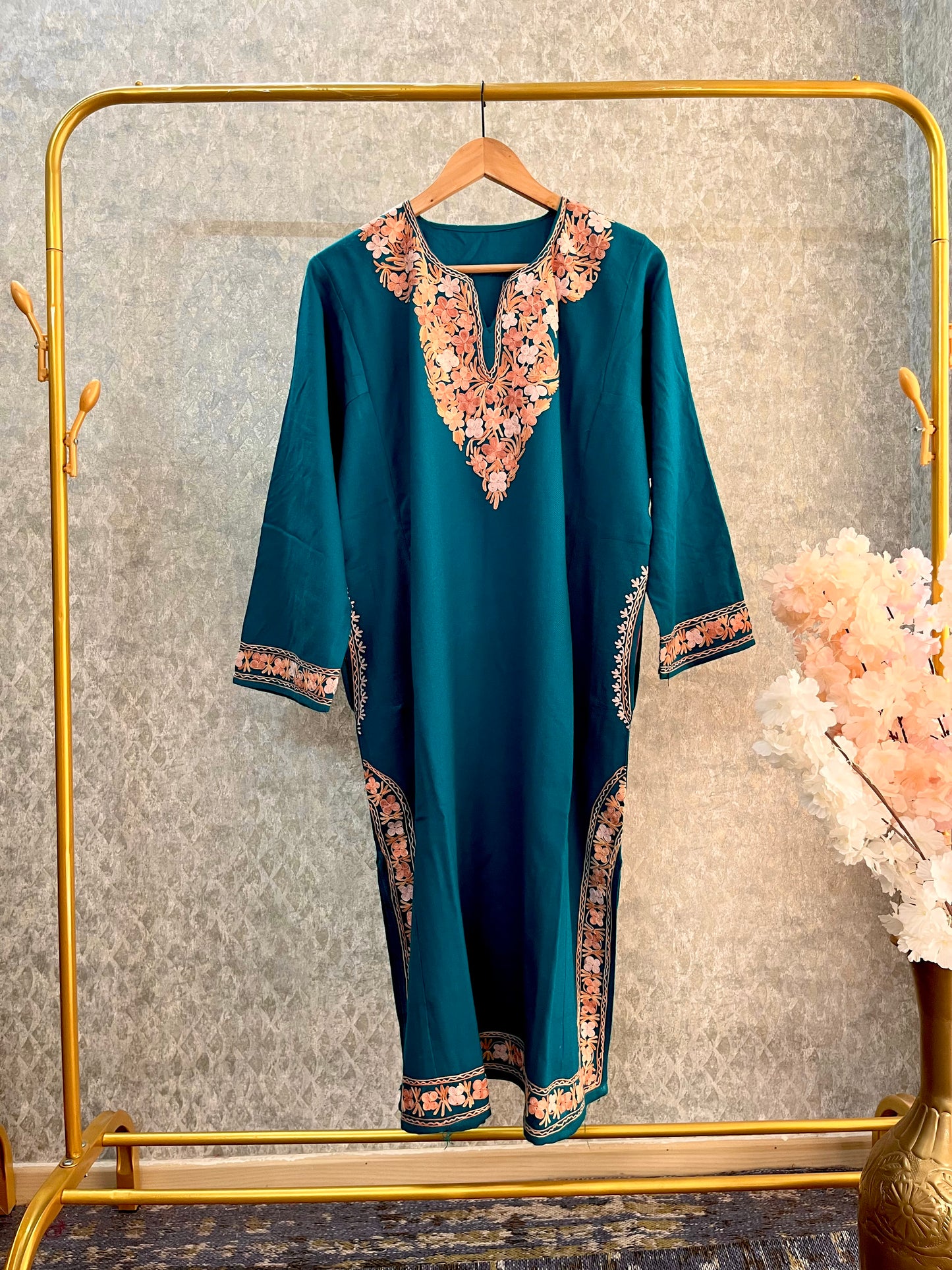 Green Aari Embroidered Wool Pheran