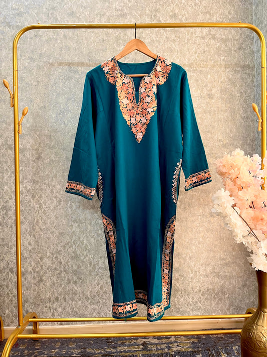Green Aari Embroidered Wool Pheran