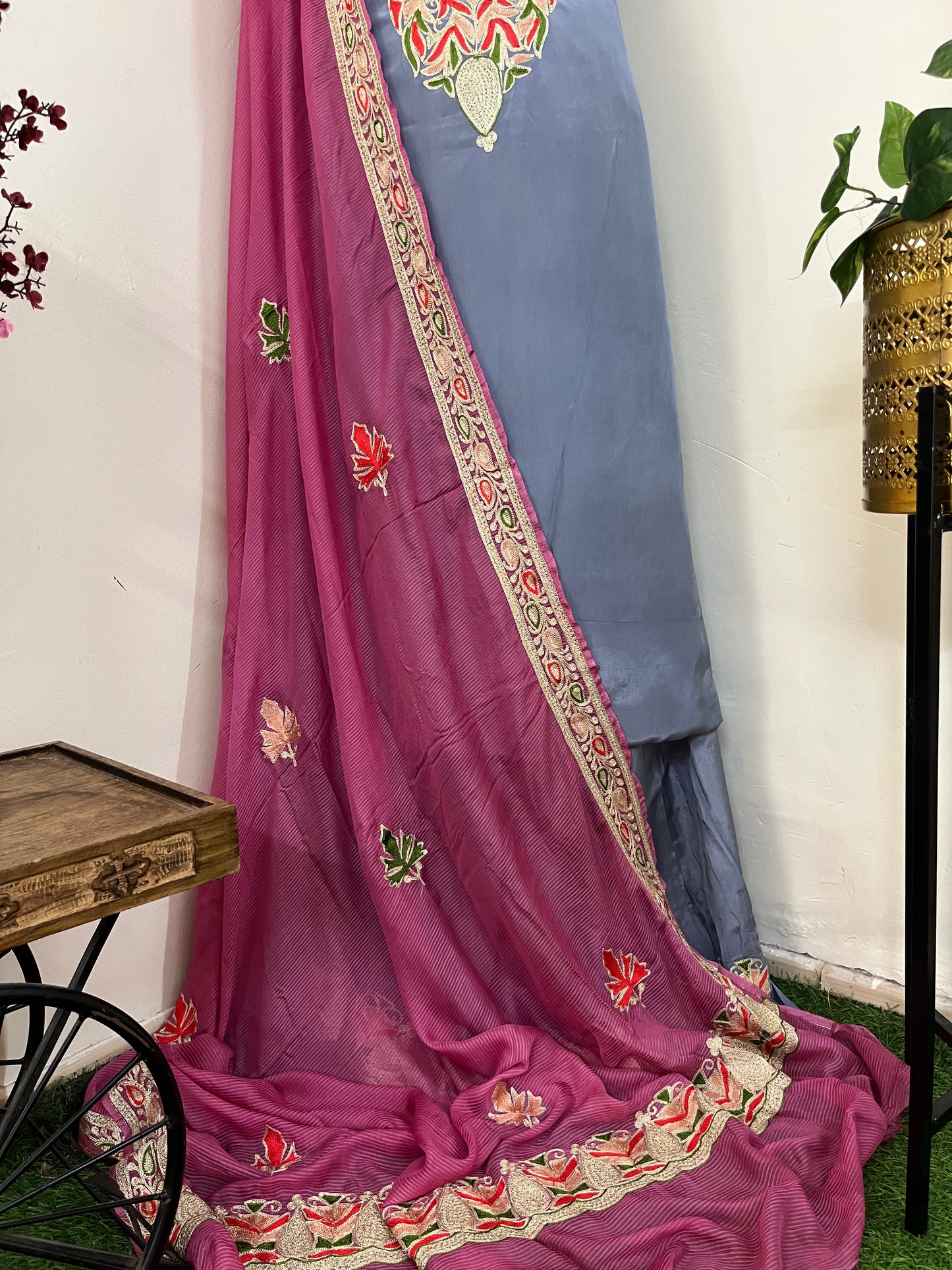 Kalaa’ English Grey Crape Kashmiri Suit