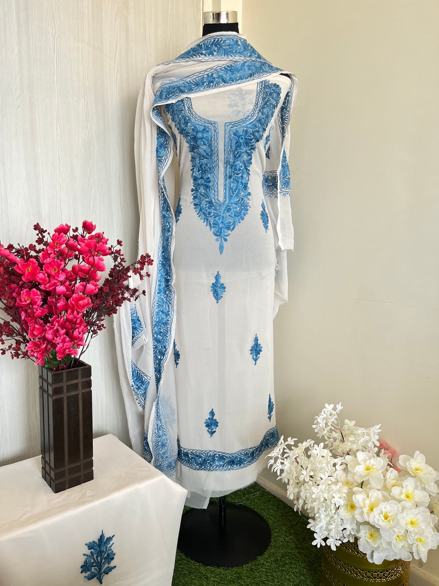 Georgette Off-White-Blue 3 Pc Aari Embroidered Suit Set