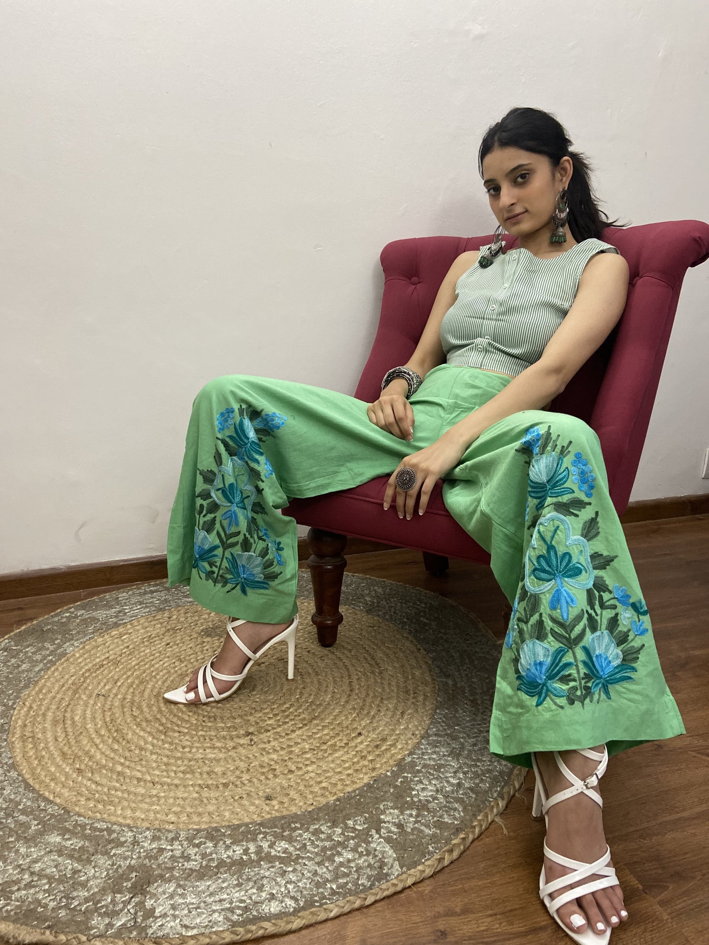 Women Green Solid Cropped Wide Leg Aari Embroidered Palazzos ‘S’