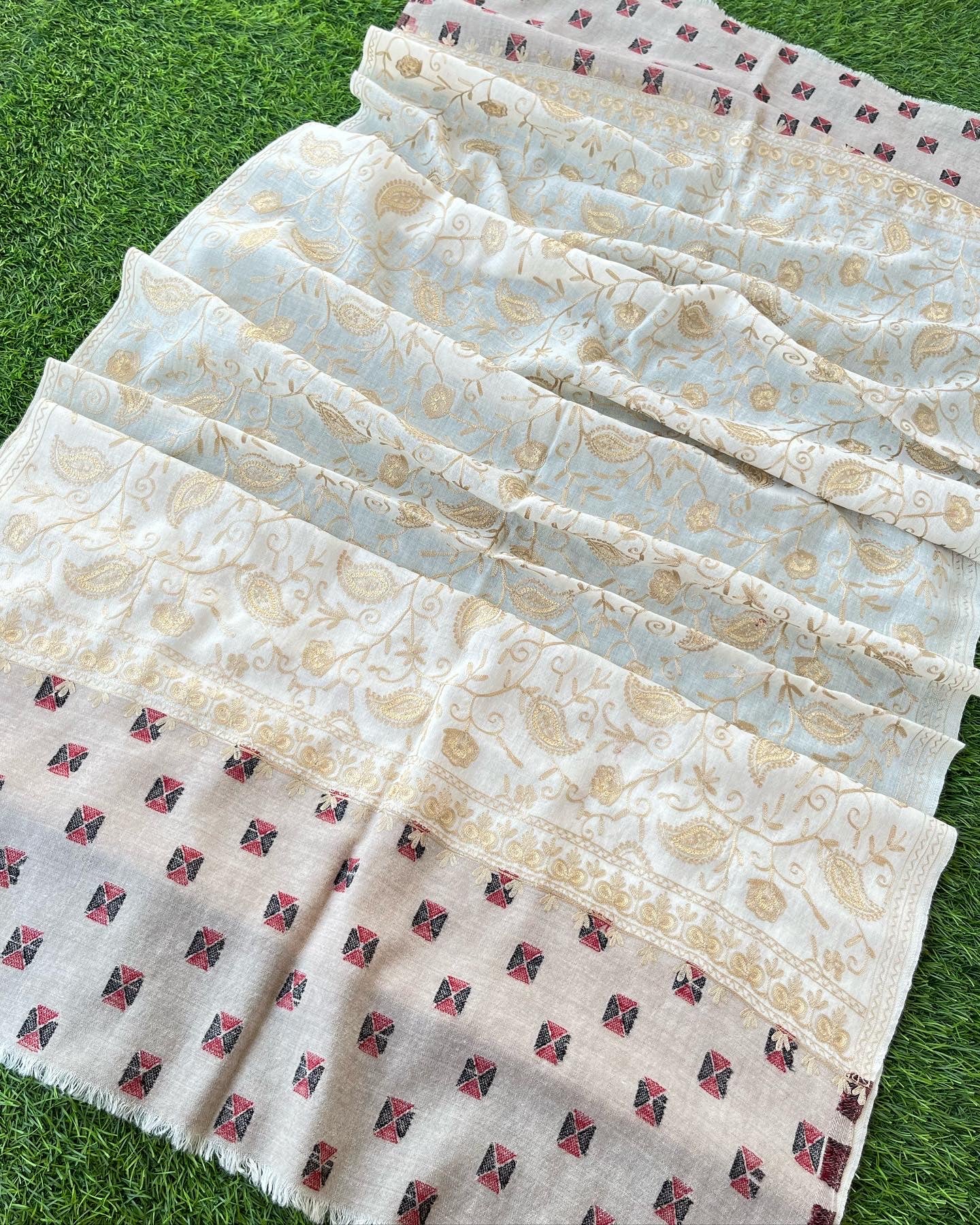 Cream Pure Wool Kashmiri Embroidered stole