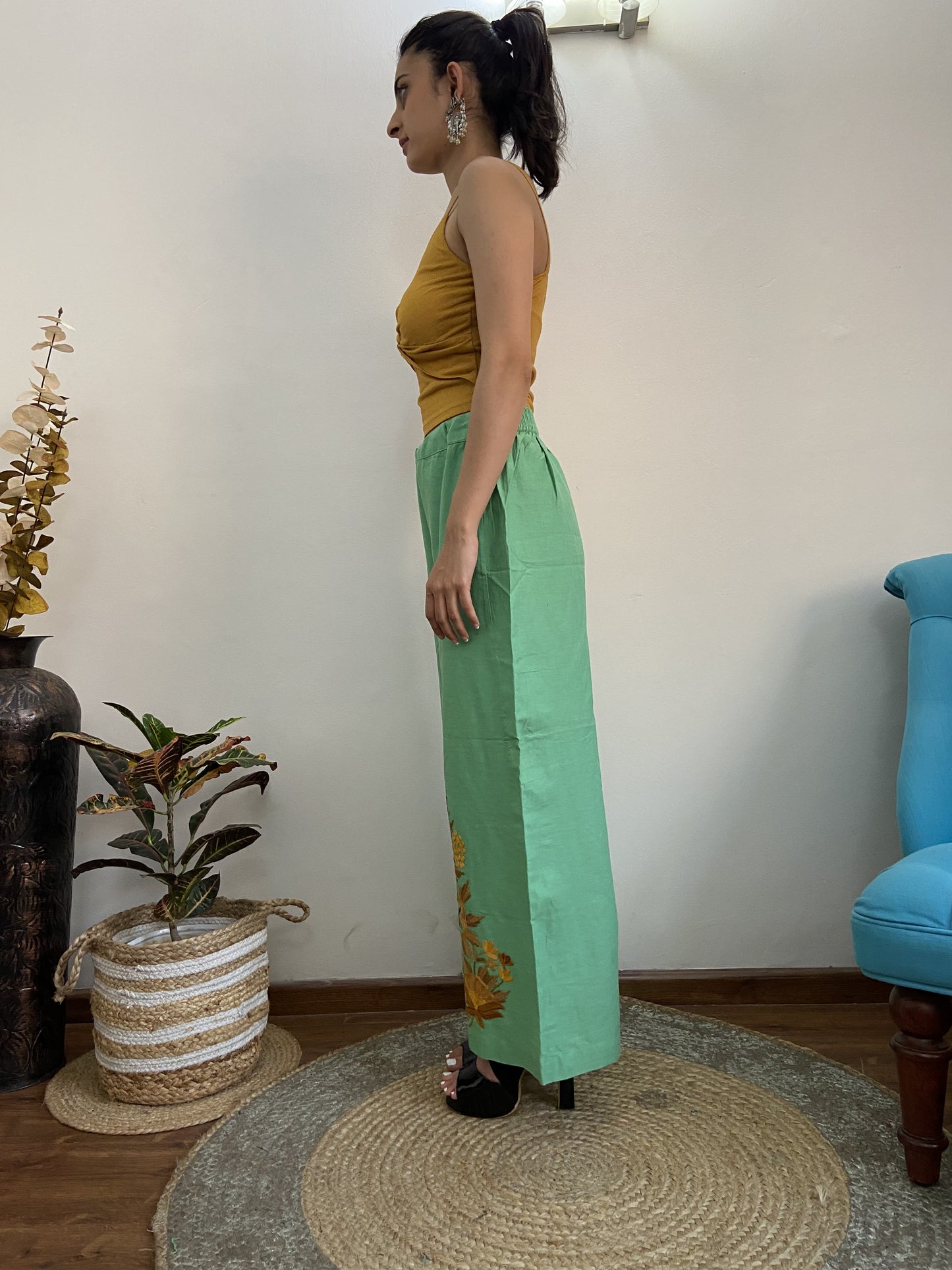 Women Green Solid Cropped Wide Leg Aari Embroidered Palazzos ‘M’