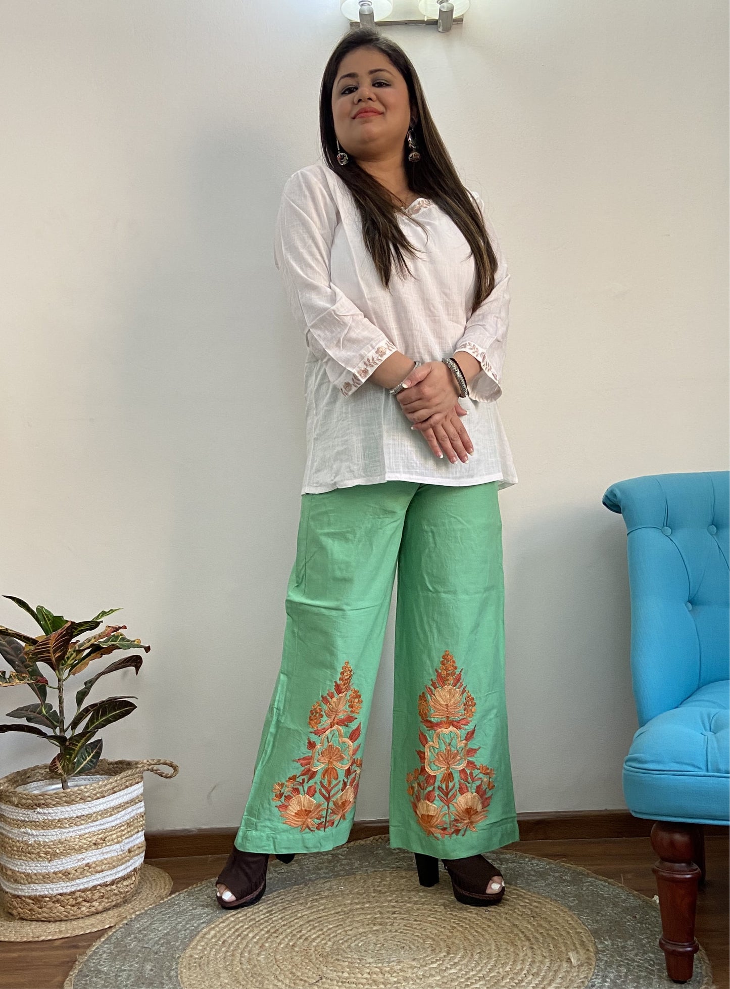 Women Green Solid Cropped Wide Leg Aari Embroidered Palazzos ‘L’