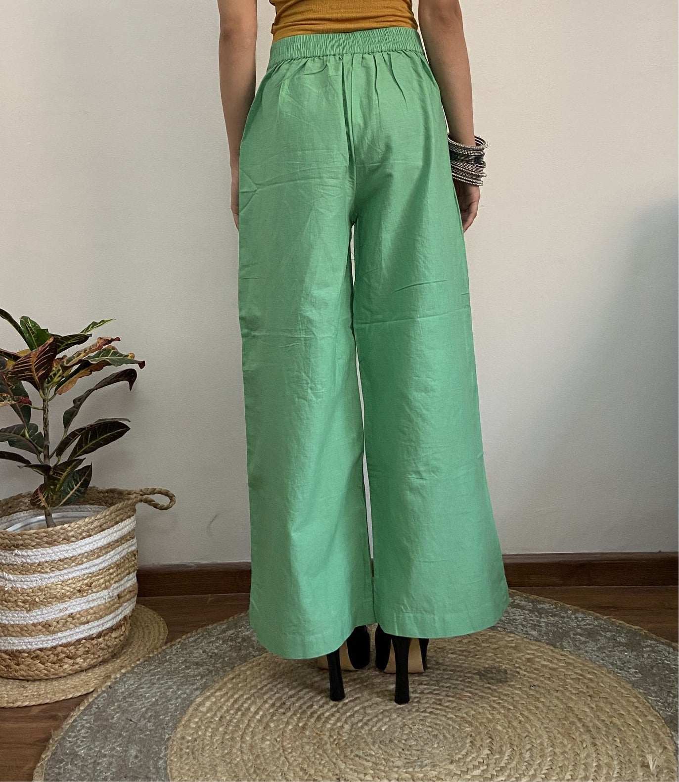 Women Green Solid Cropped Wide Leg Aari Embroidered Palazzos ‘M’