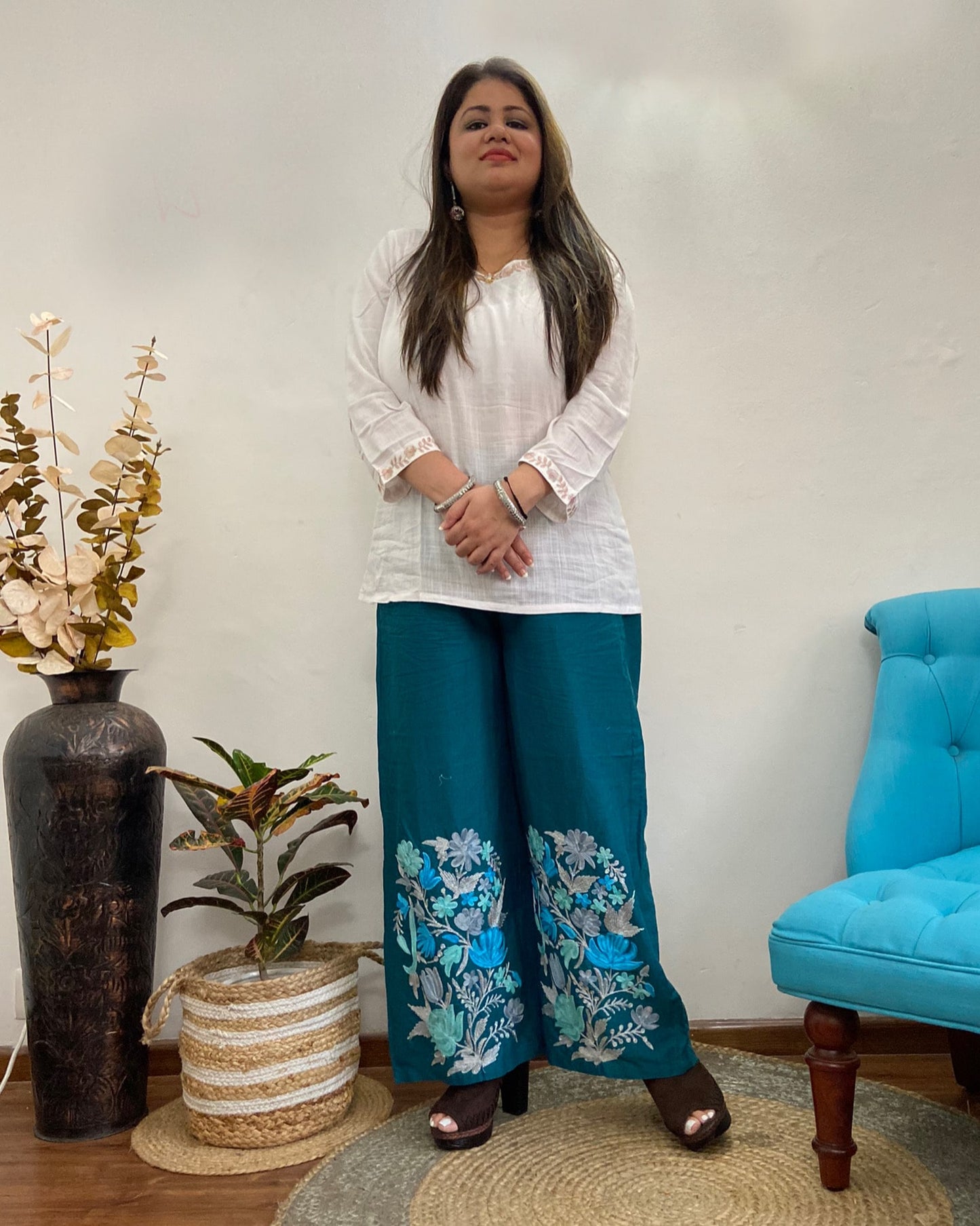 Women Blue Chinaar Aari Embroidered Palazzos ‘M’