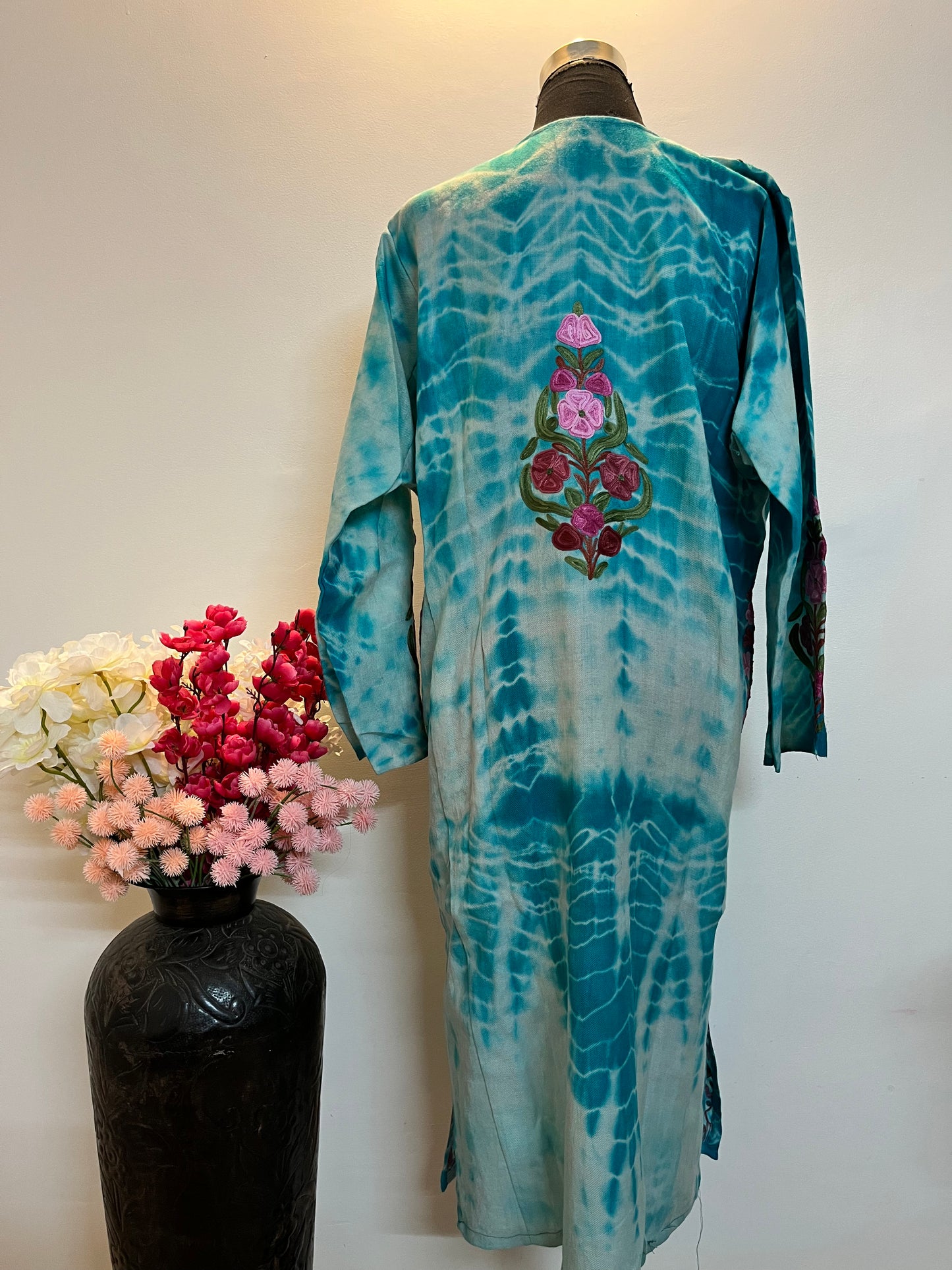 Blue Aari Embroidered Wool Phiran