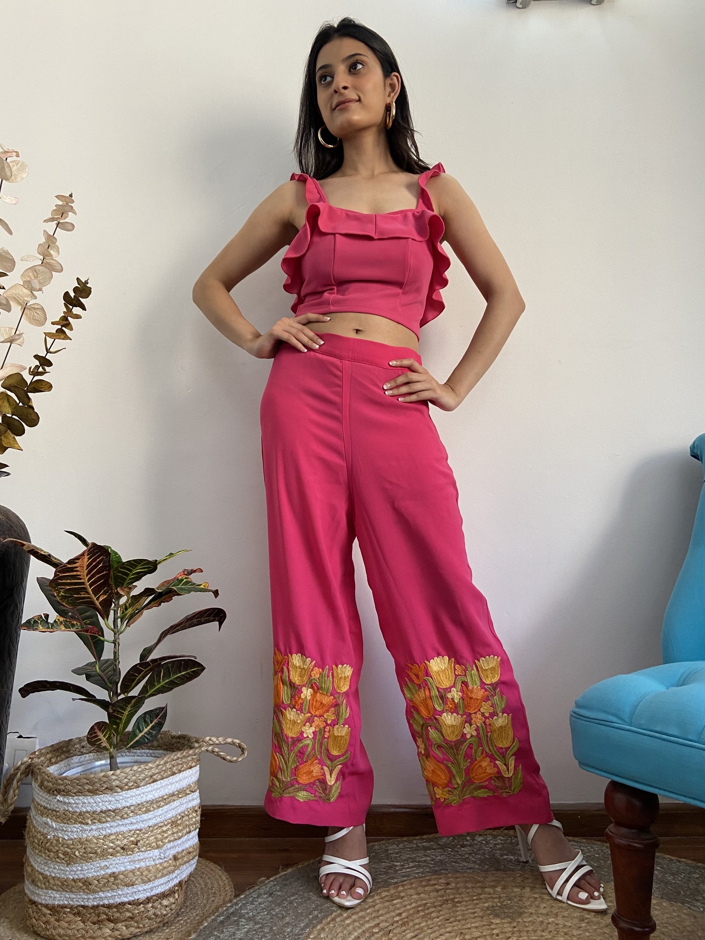 Women Pink Solid Cropped Aari Embroidered Palazzos