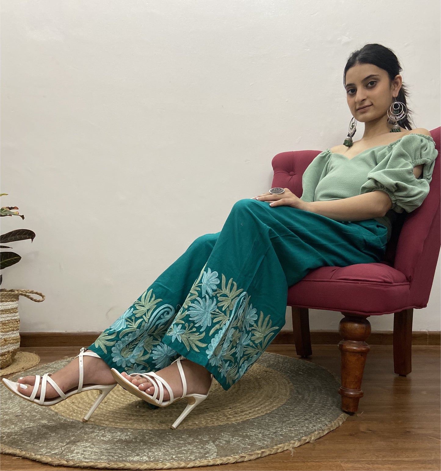 Women Green  Wide Leg Aari Embroidered Palazzos ‘M’